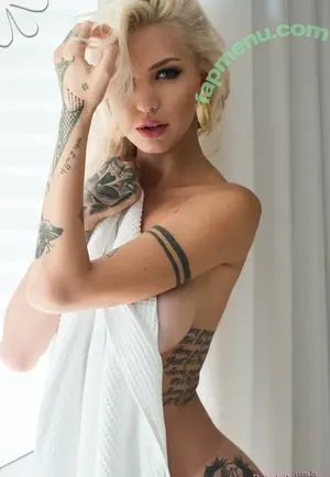  nude photo #0007