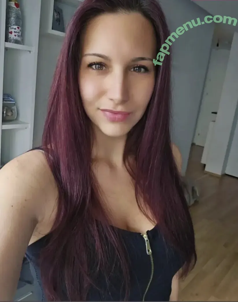 Zuckerpopschal nude photo #0036 (mischiidc)