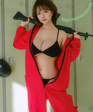 ZziZzi / zizzi_j / zzi_zzi._ / 찌찌 nude photo #0208