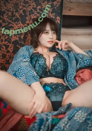 ZziZzi / zizzi_j / zzi_zzi._ / 찌찌 nude photo #0283