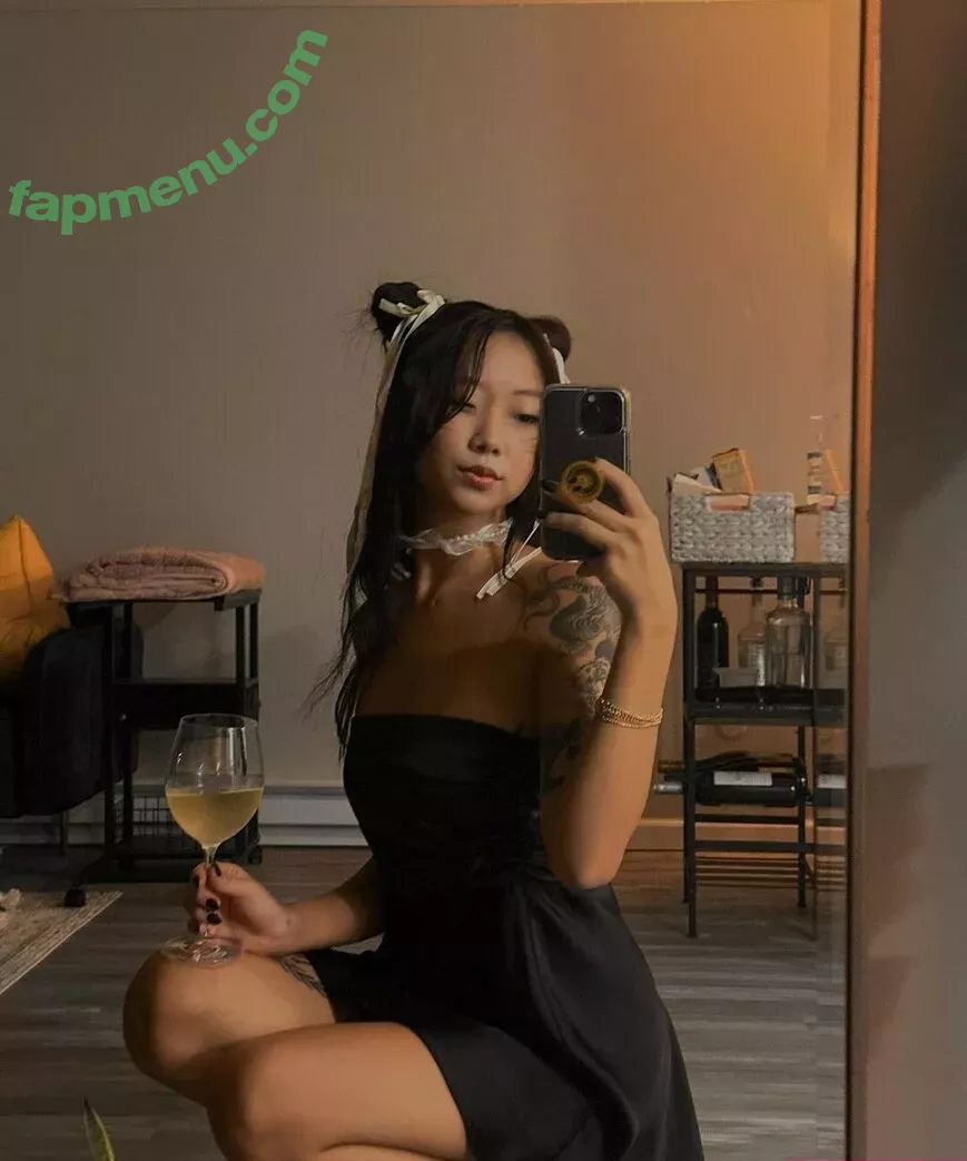 01bbytay nude photo #0004 (01bbytay)