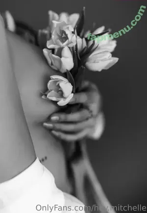  nude photo #0003