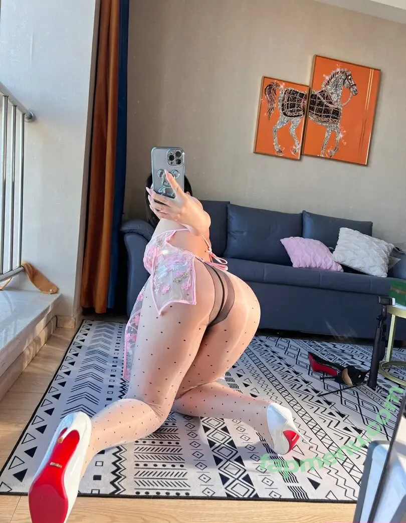 是120斤的小王同学 nude photo #1333 (是120斤的小王同学)