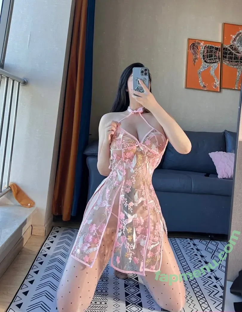 是120斤的小王同学 nude photo #1336 (是120斤的小王同学)