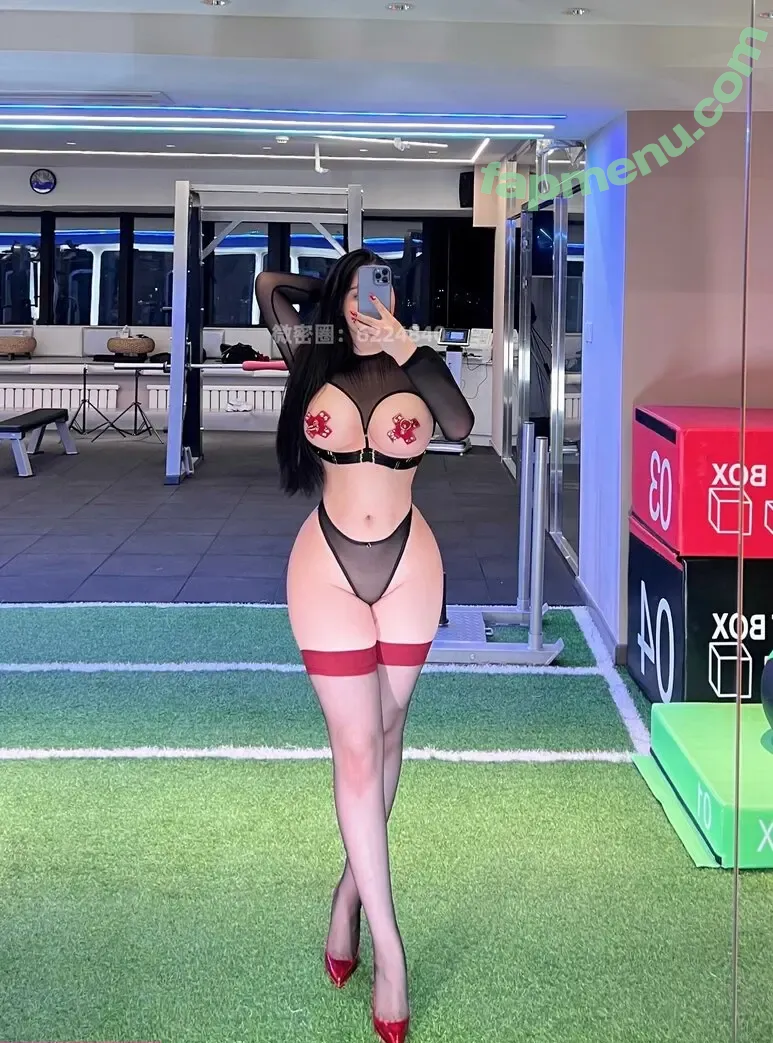 是120斤的小王同学 nude photo #1382 (是120斤的小王同学)