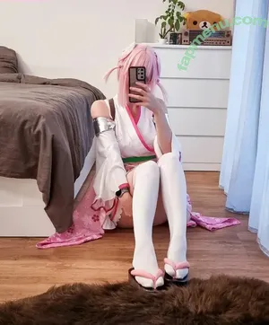  nude photo #0003