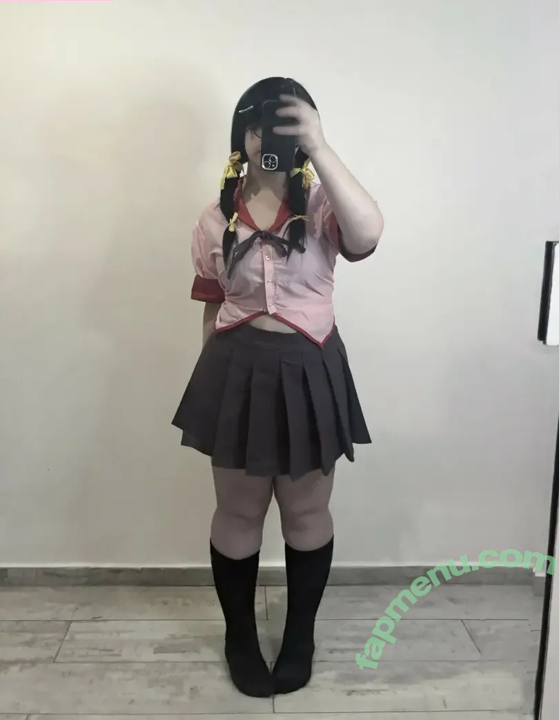 12HMXmulti nude photo #0038 (tomosanes)