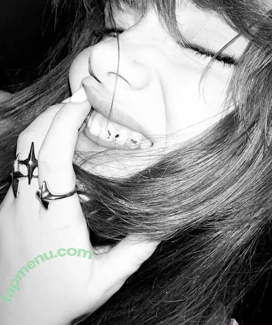 132.dks nude photo #0049 (132.dks)