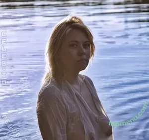 16shelly09 / Maly1609 nude photo #0028