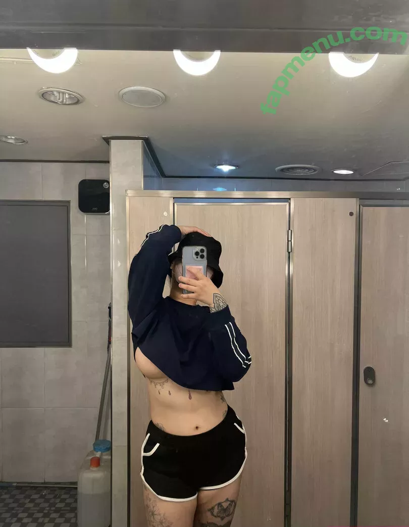 171jun1999 nude photo #0113 (171jun1999)