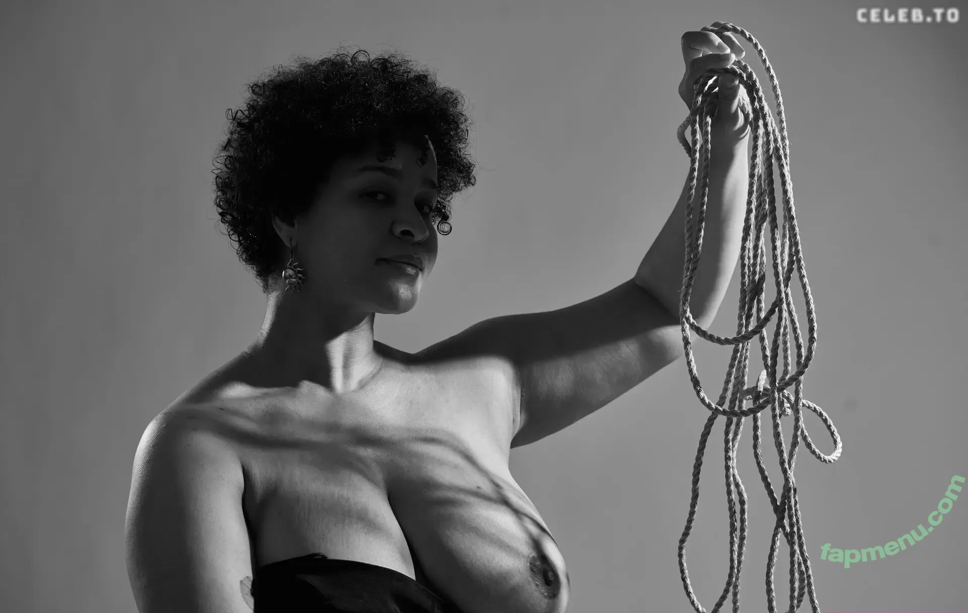 191107 nude photo #1736 (191107)