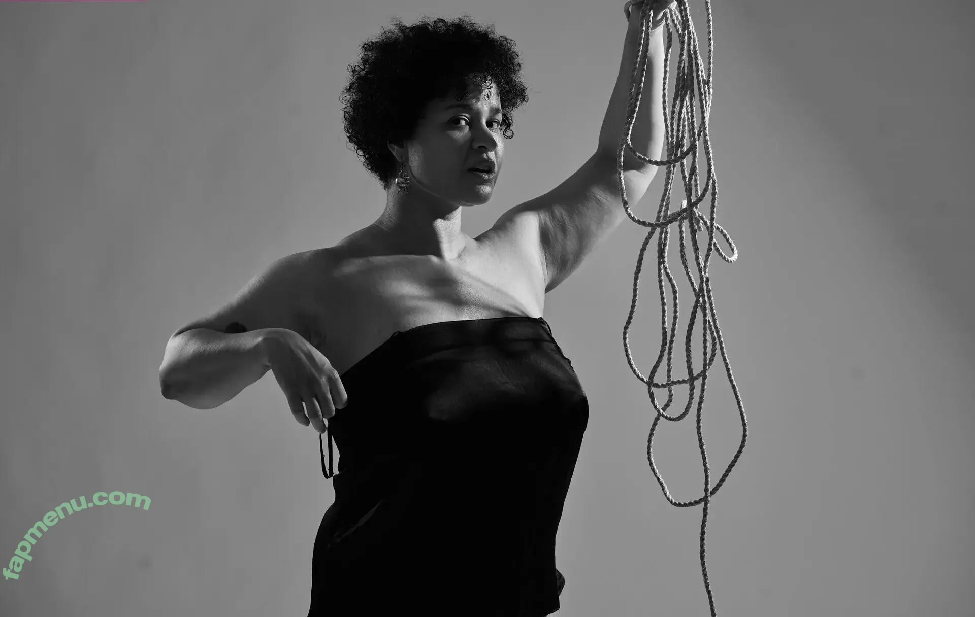 191107 nude photo #1739 (191107)