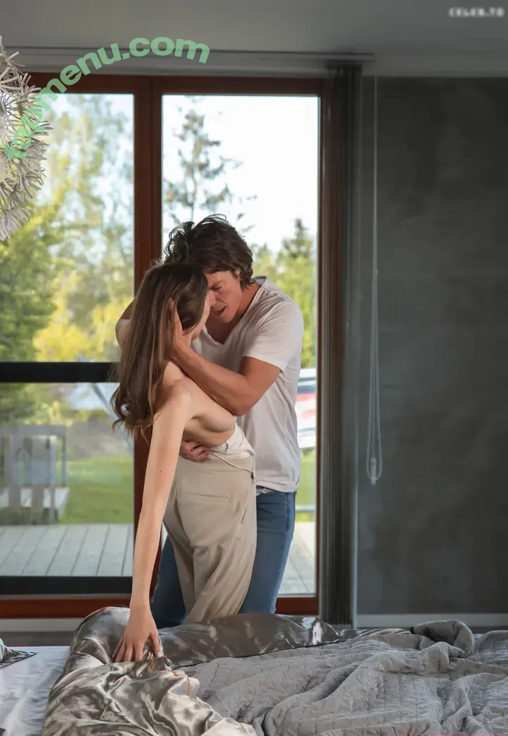 191107 nude photo #2112 (191107)