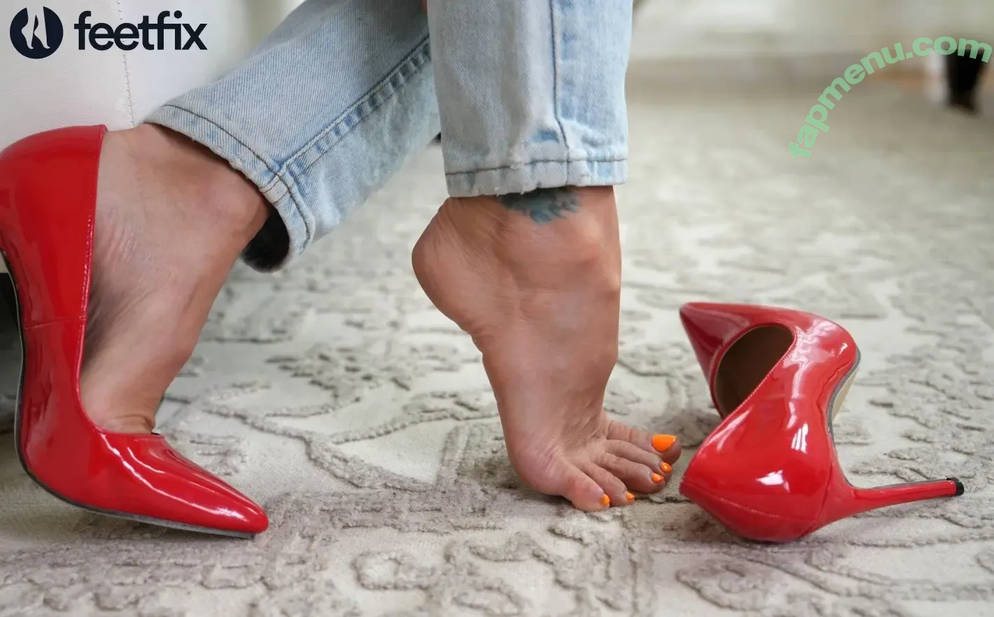 191107 nude photo #2226 (191107)