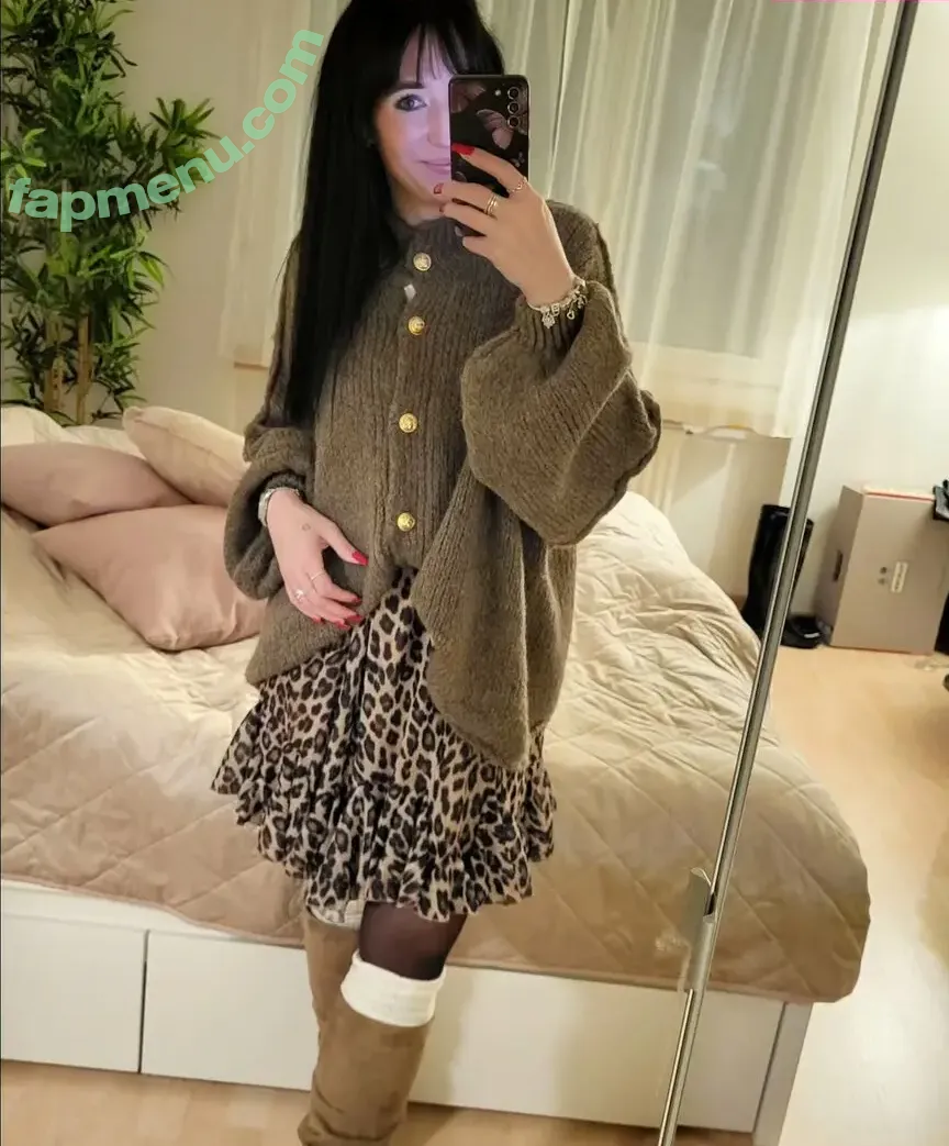 19th_nylon_lady82 nude photo #0063 (19the_nylon_lady82)