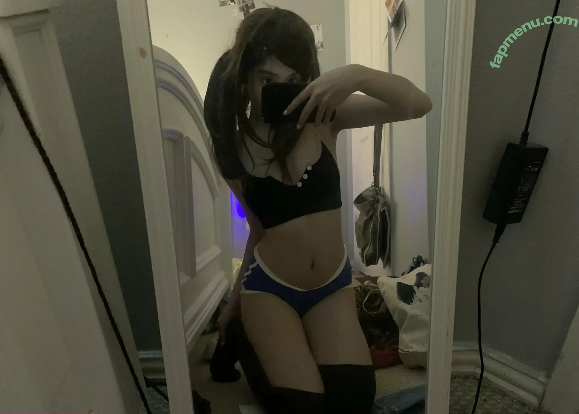 2005isgone nude photo #0009 (iammending)