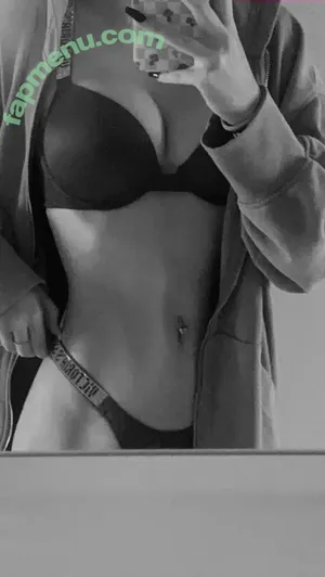  nude photo #0005
