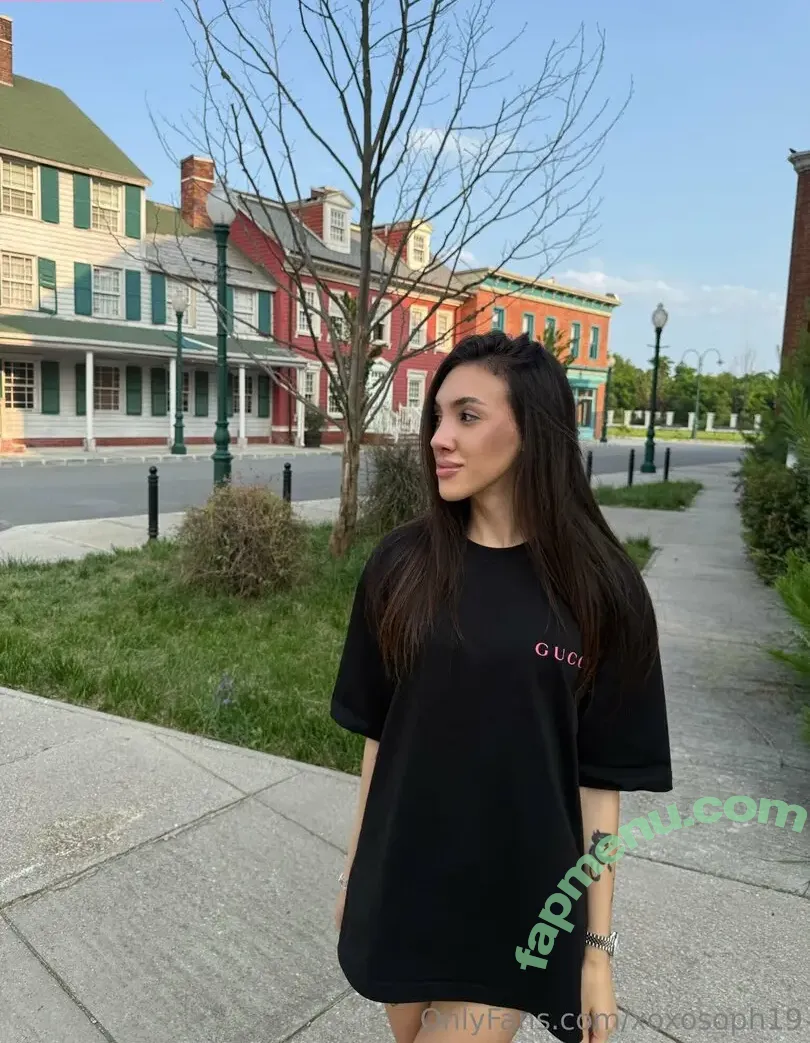 24s.ophie24 nude photo #0048 (24s)