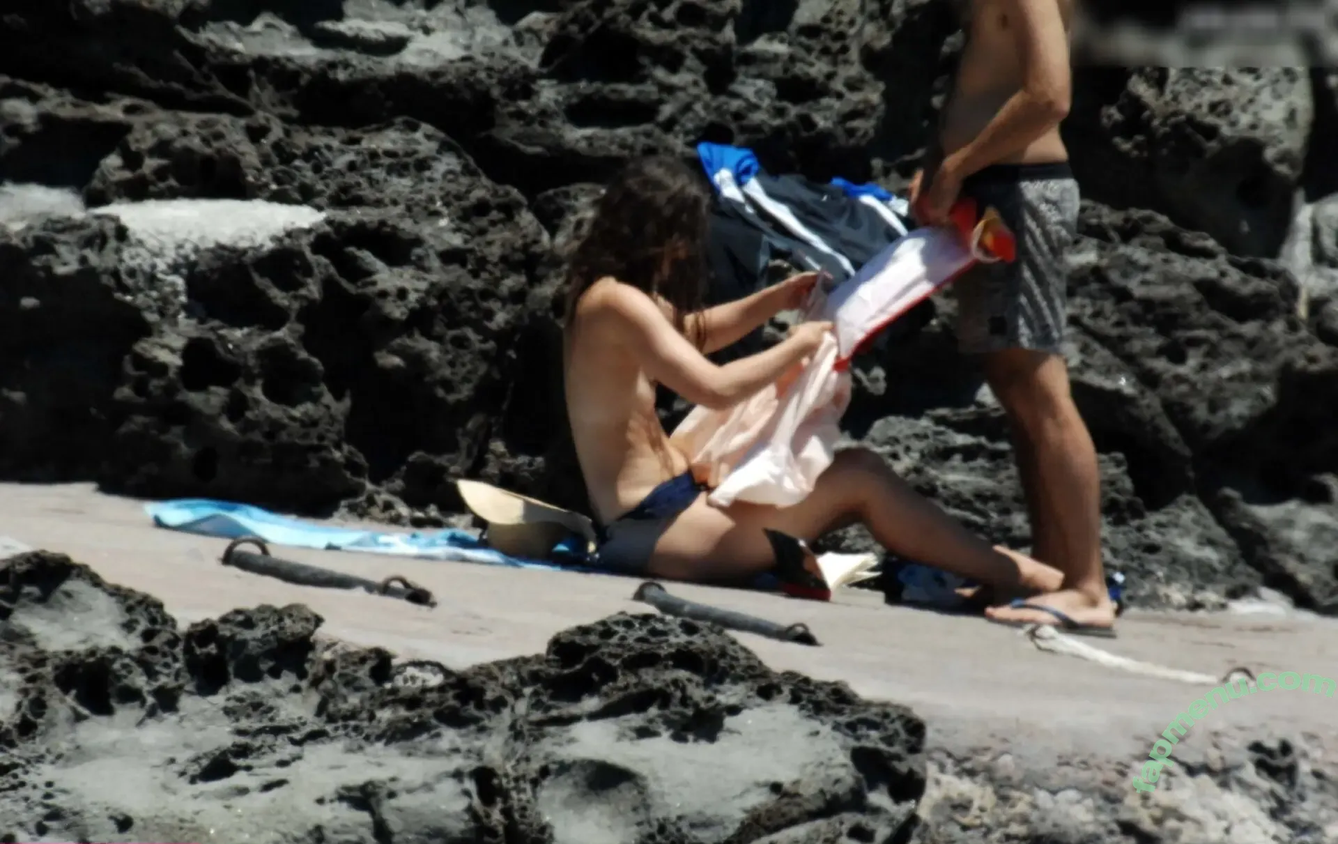 25698 nude photo #4294 (25698)