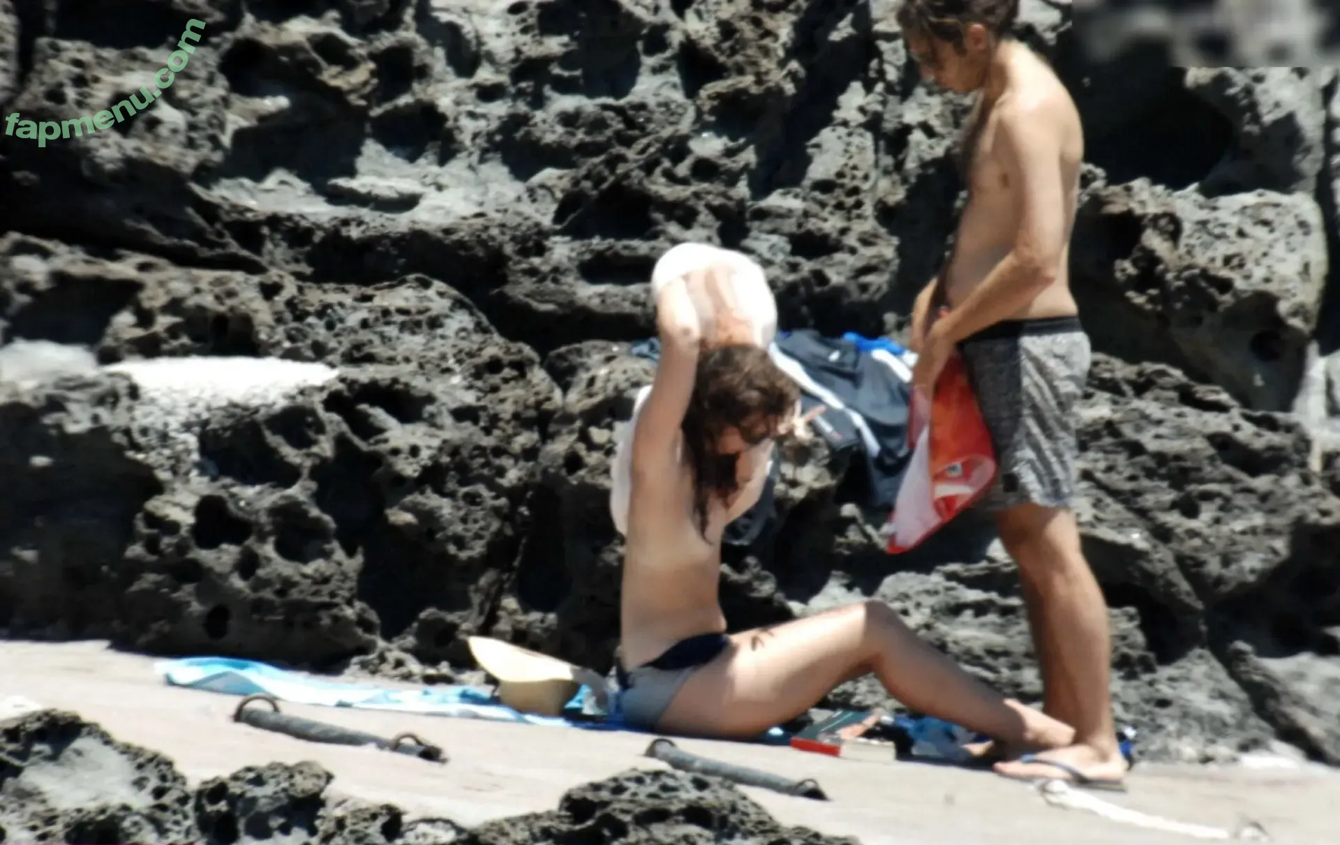 25698 nude photo #4300 (25698)