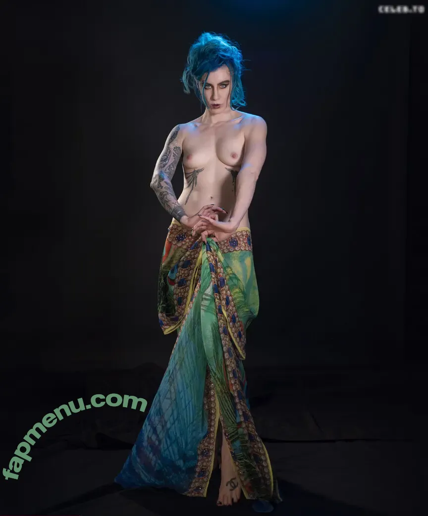 25698 nude photo #4341 (25698)