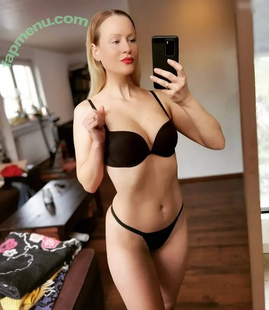 25698 nude photo #4957 (25698)