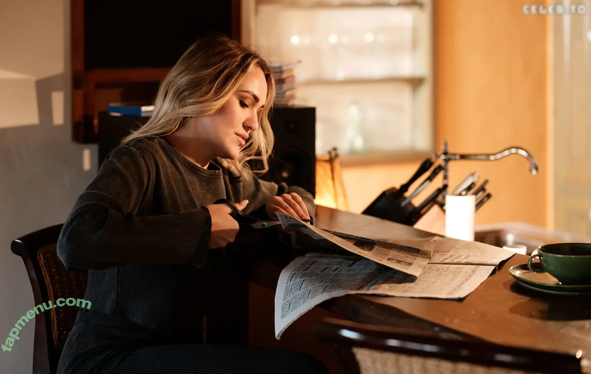 2629 nude photo #0471 (2629)