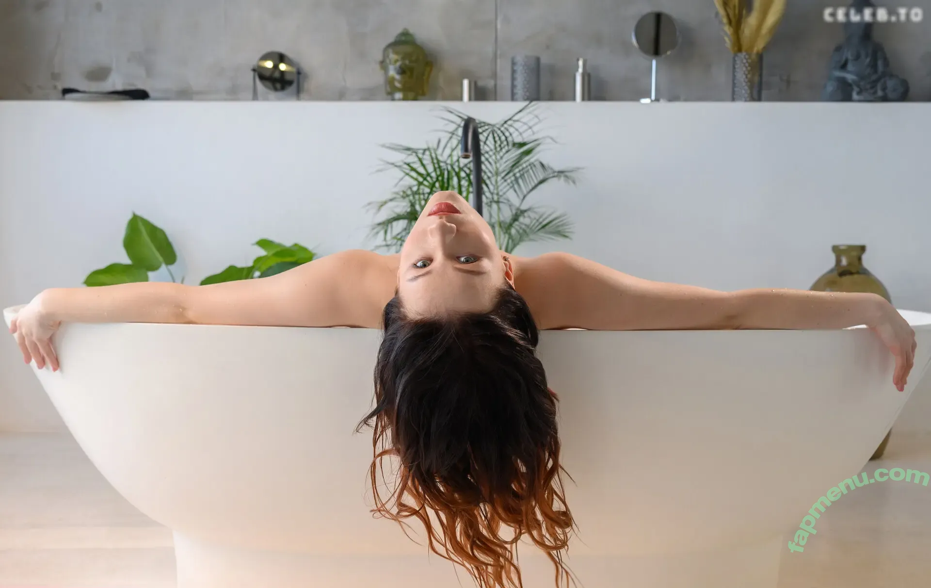 2629 nude photo #0569 (2629)