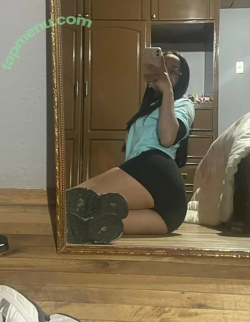 26nicol nude photo #0017 (nickitty26)
