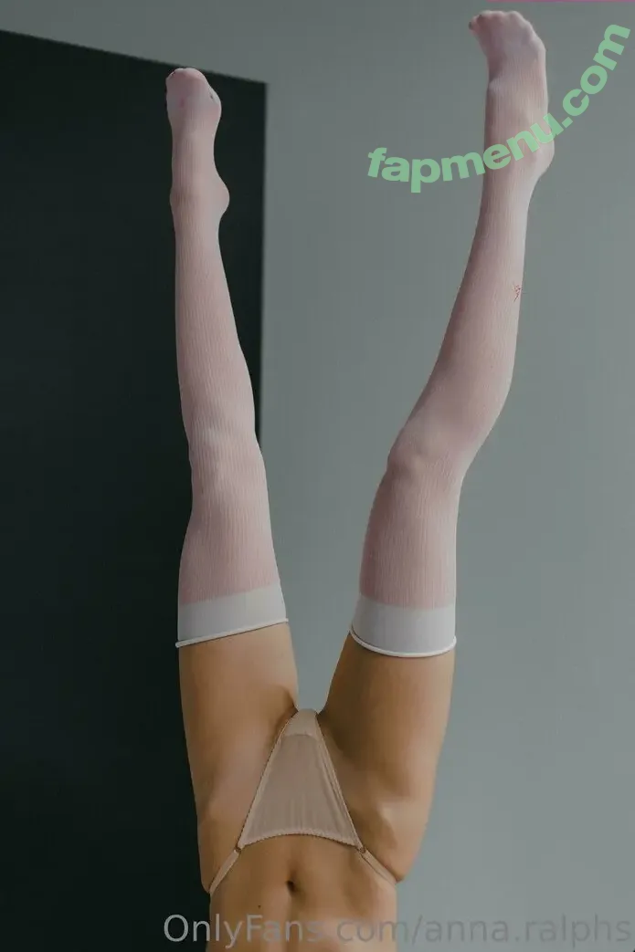 27918 nude photo #0127 (27918)