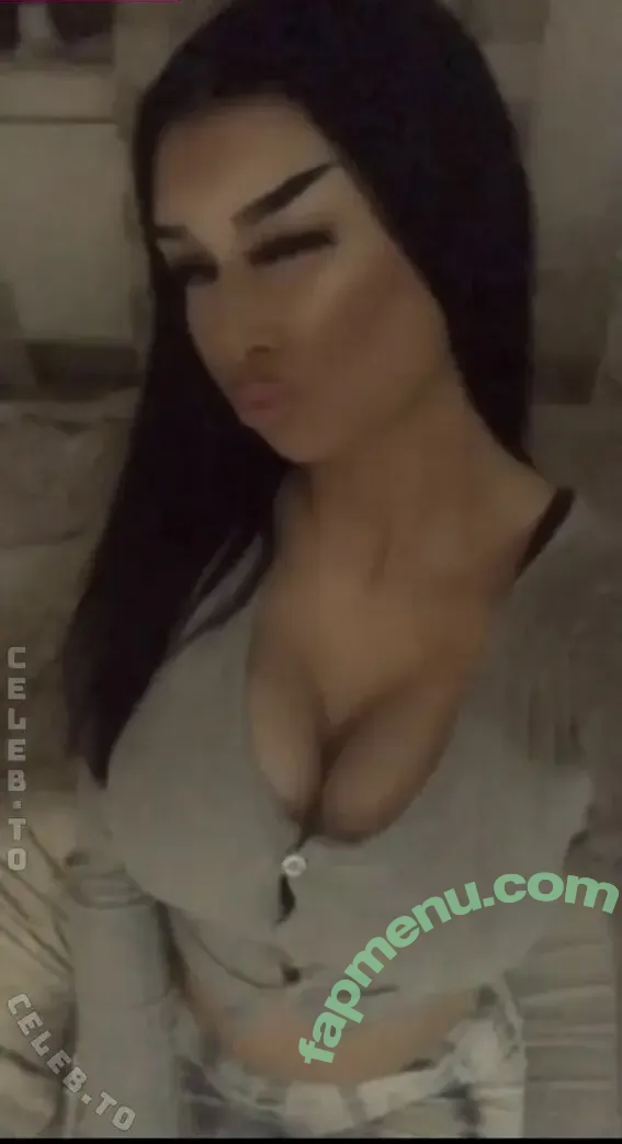 28.leyla nude photo #0056 (28.leylaa2)