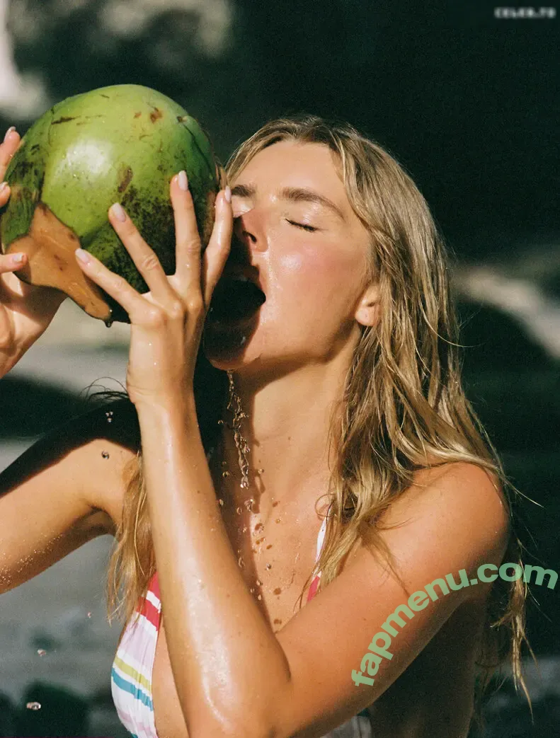 303 nude photo #0317 (303)