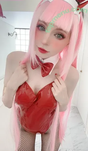  nude photo #0002
