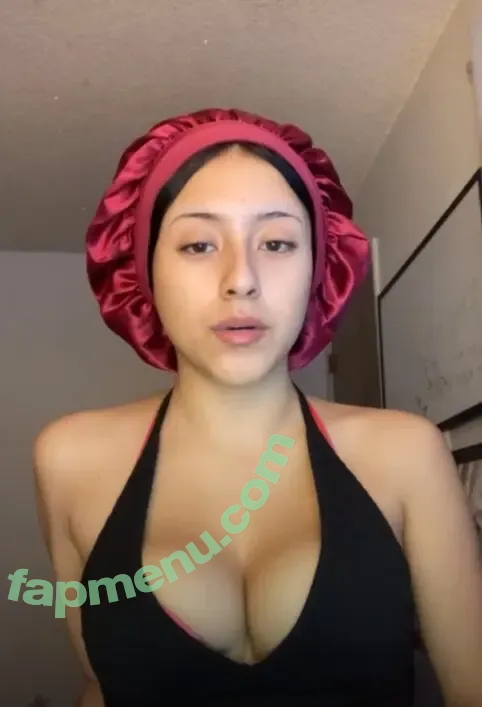 4.4.4_isaaa nude photo #0002 (lmk4content)