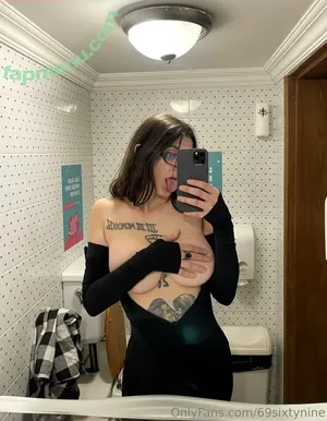 69sixtynine / 6ix9ine nude photo #0027