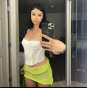 802snbubbles / Sarhay Navarro / mami.navarro / saranavarronava nude photo #0003