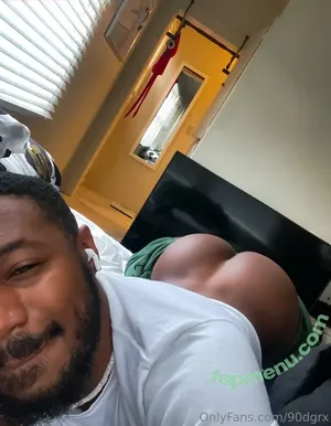  nude photo #0001