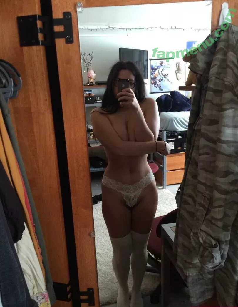 97ames nude photo #0009 (Paopufairy / akus_02 / paopufr00t / paopuprincesa)