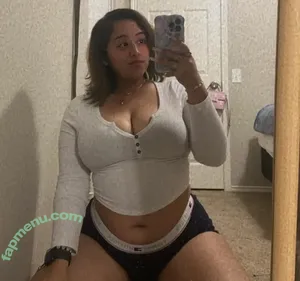 98.mitzyy / Mitzyy98 nude photo #0004