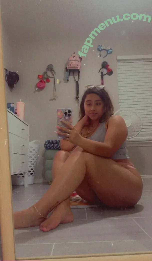 98.mitzyy nude photo #0041 (Mitzyy98)