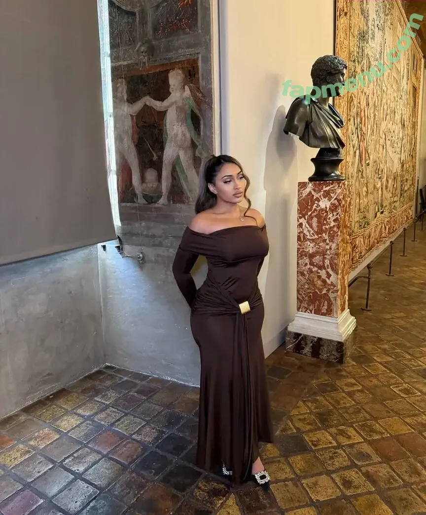 6alixah nude photo #0013 (6alixah)