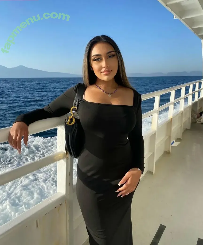6alixah nude photo #0040 (6alixah)