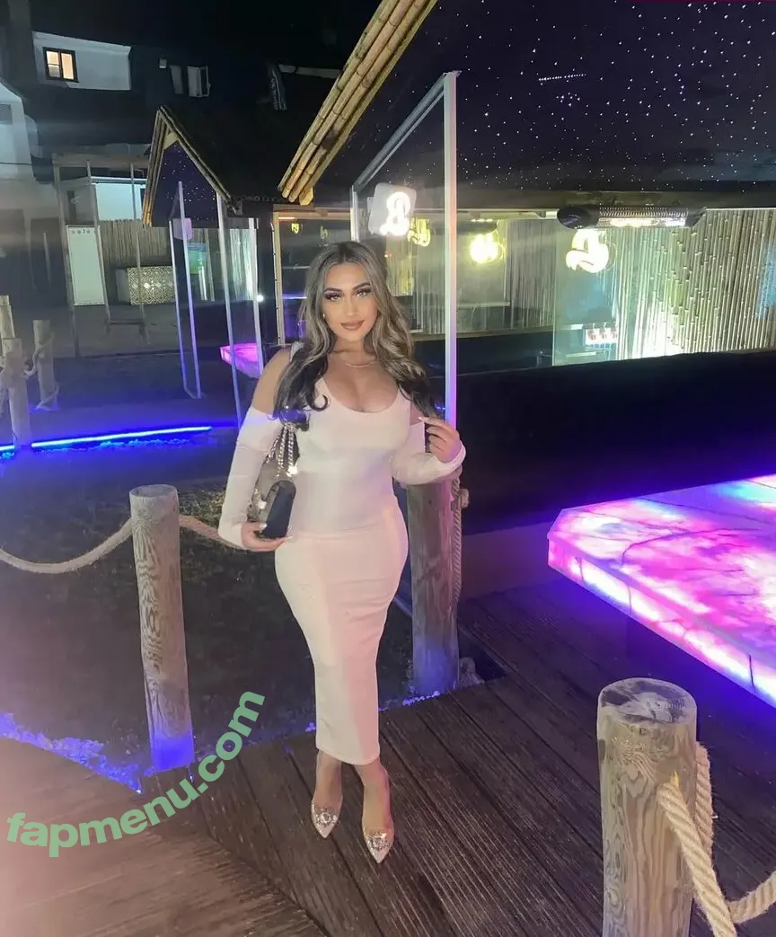 6alixah nude photo #0047 (6alixah)