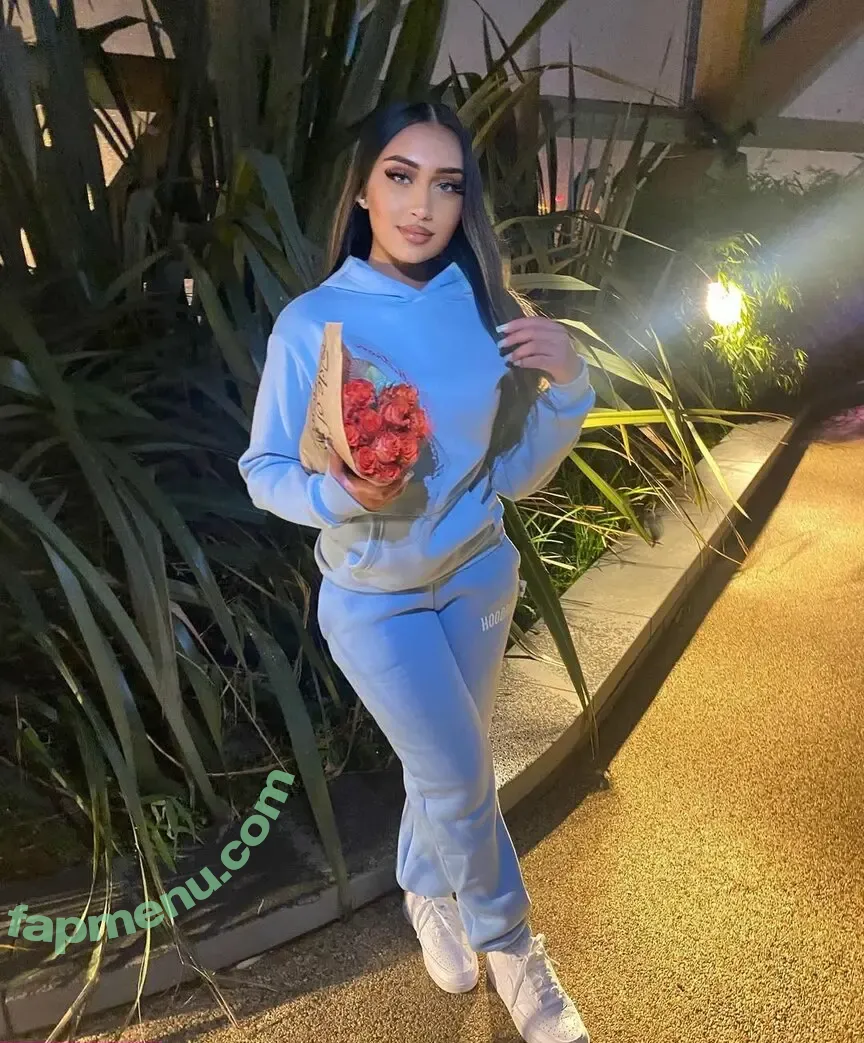 6alixah nude photo #0048 (6alixah)