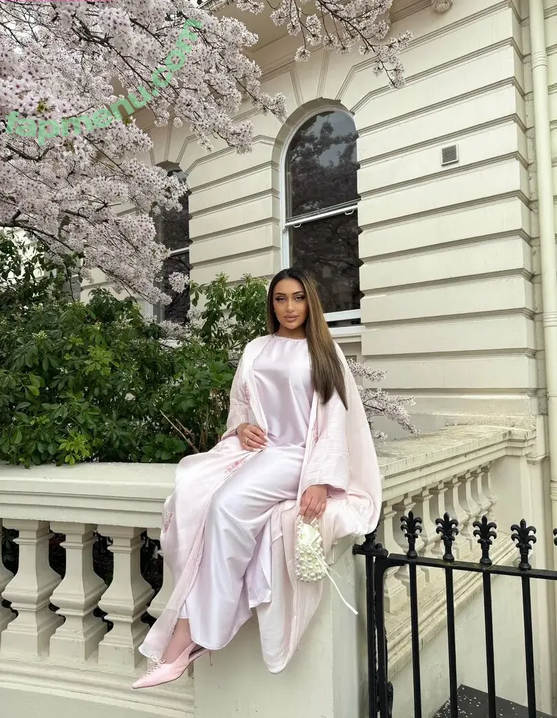 6alixah nude photo #0052 (6alixah)