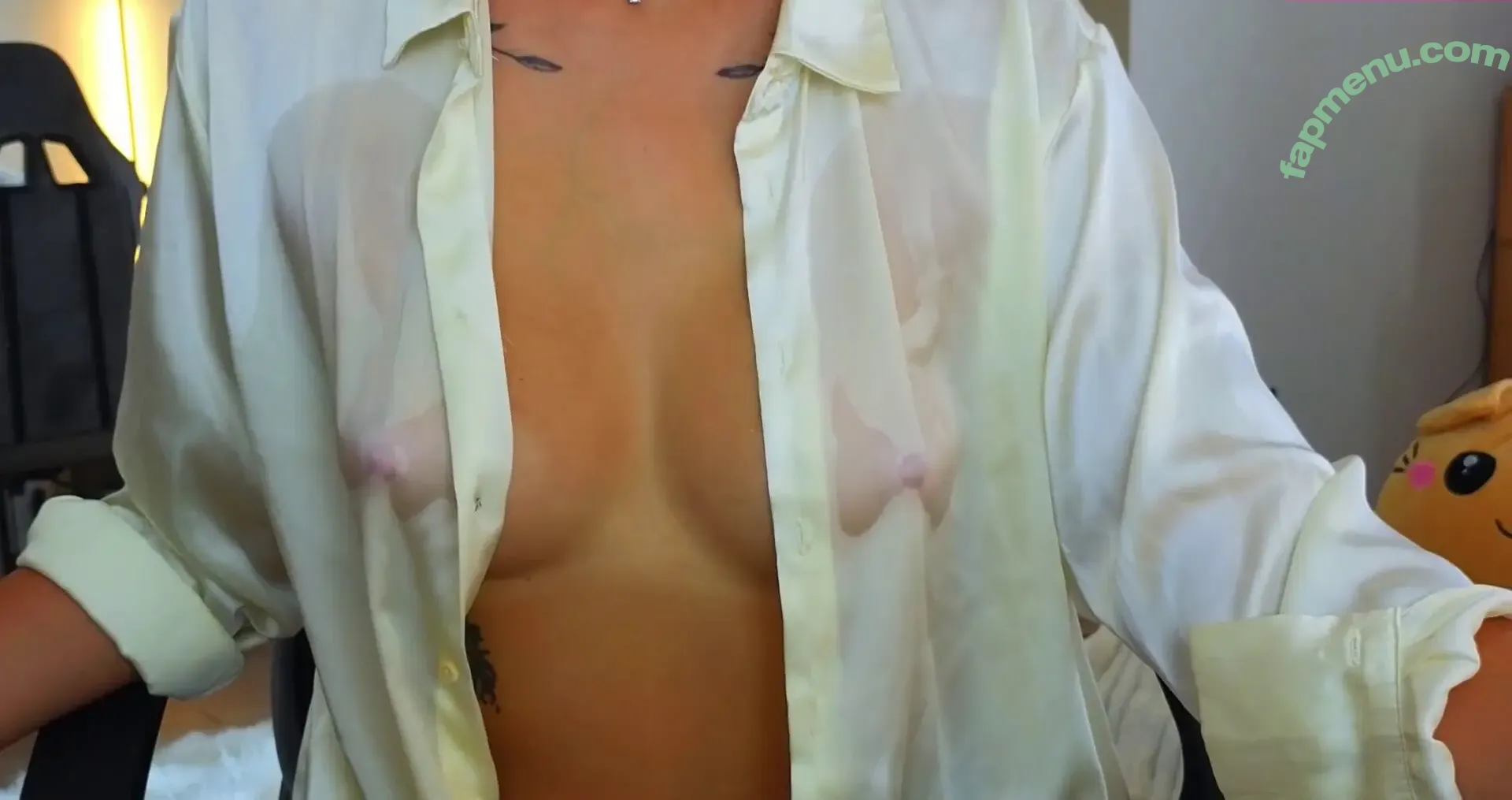 8a8y Nura nude photo #0037 (nura8a8y / nura_is_real_)
