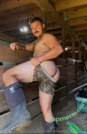 2guysandsomeland / 2guys_andsomeland nude photo #0091