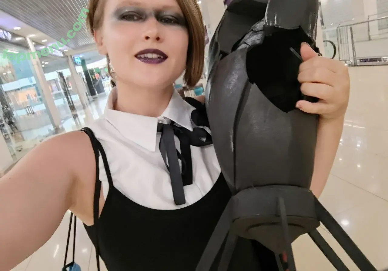 4iipainters_cosplay nude photo #0004 (4iipainters_cosplay)