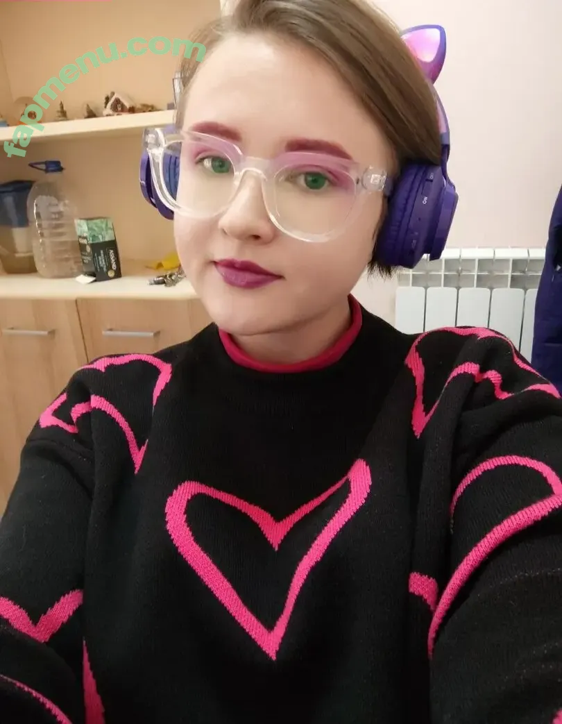 4iipainters_cosplay nude photo #0013 (4iipainters_cosplay)