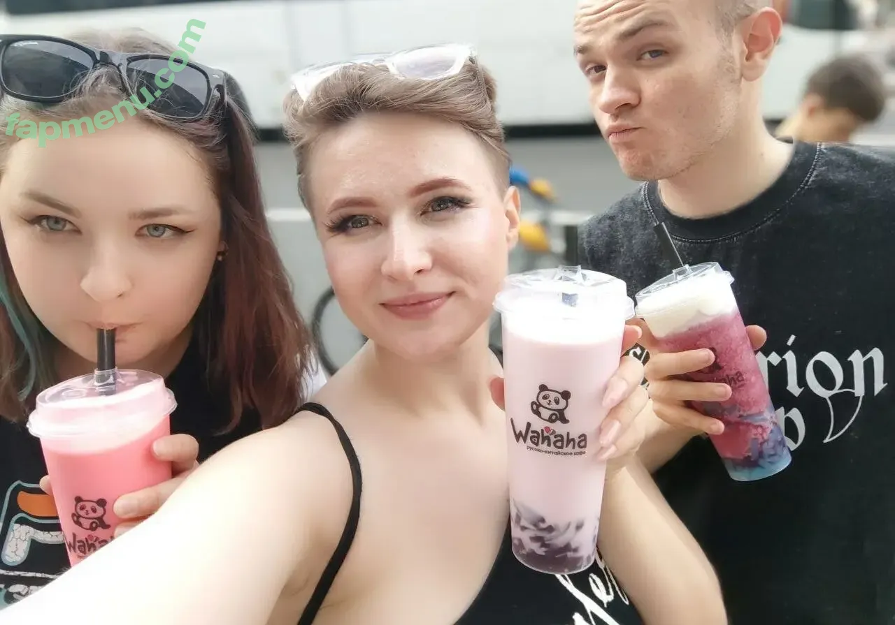 4iipainters_cosplay nude photo #0019 (4iipainters_cosplay)